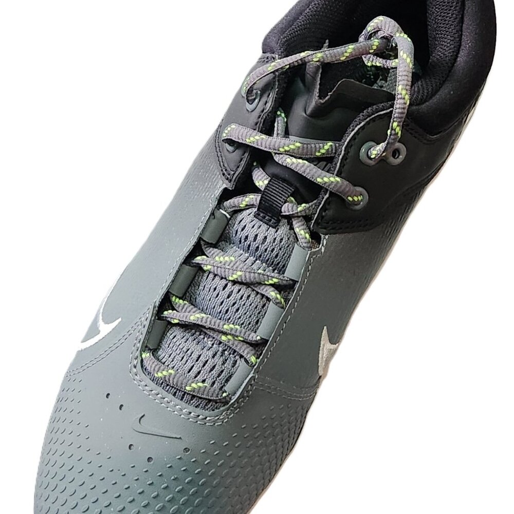 Nike Women's Hyperdiamond 4 Elite Metal Fastpitch Softball Cleats - Size 11